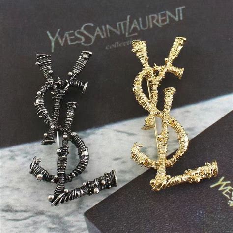 ysl брошь|yves Saint Laurent brooch.